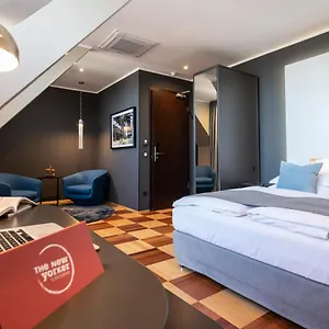 4* Отель The New Yorker Koeln-messe